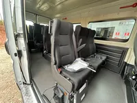 Van de transporte acessível sobre Citroën Jumper, foto 3, transformado pela R&R Veículos Especiais