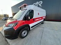 Ambulância sobre Citroën Jumper, foto 3, transformado pela R&R Veículos Especiais