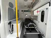 Ambulância sobre pickup Ford Ranger, foto 4, transformado pela R&R Veículos Especiais