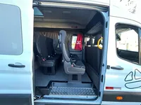 Van de transporte de passageiros sobre Ford Transit, foto 5, transformado pela R&R Veículos Especiais