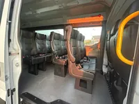Van escolar sobre Iveco Daily 50, foto 4, transformado pela R&R Veículos Especiais