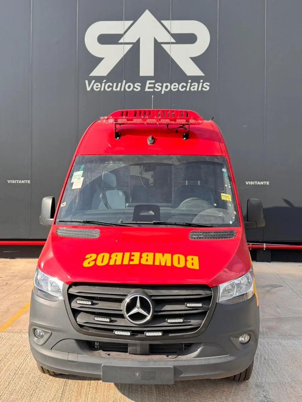 Unidade de resgate sobre Mercedes-Benz Sprinter, foto 1, transformado pela R&R Veículos Especiais